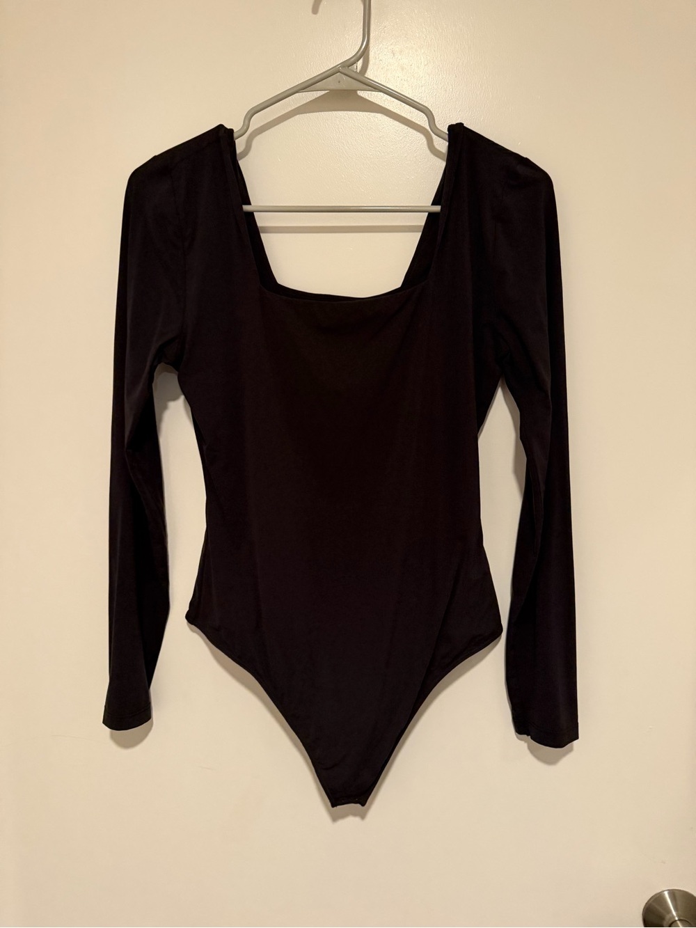 Black Long Sleeve Scoop Neck Bodysuit Size L